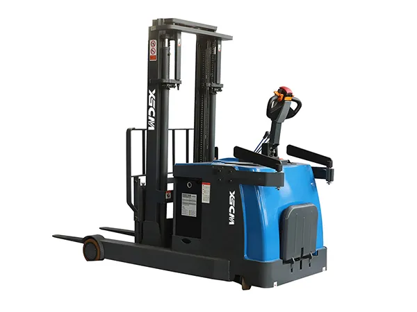 STR10E/15E/20E Stand-On Electric Reach Truck